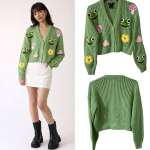 Thorn & Fable‎ Embroidered Green Cardigan
Sweater Mushroom, Frog, strawberry LG